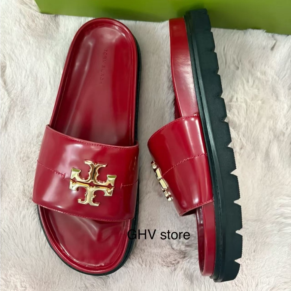 Tory Burch Red Patent Leather Slide Sandals with Gold Logo - Picture 4 of 8